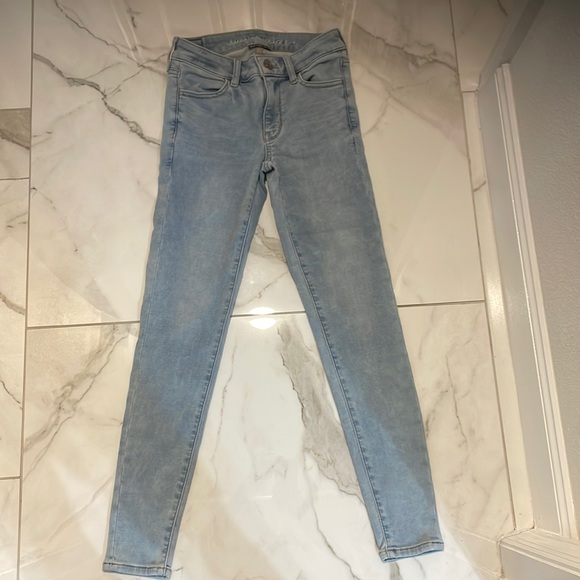 American eagle light wash jeans - Picture 1 of 5